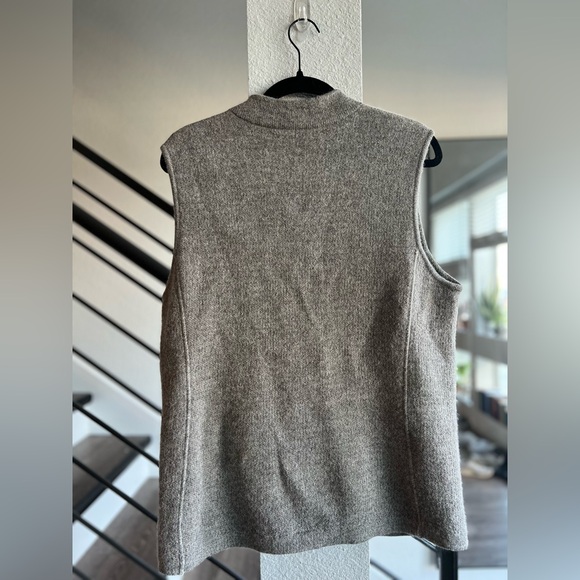 Men’s Red Maple Vest size M grey alpaca - Picture 3 of 5